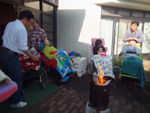 しばし待つ・・・。