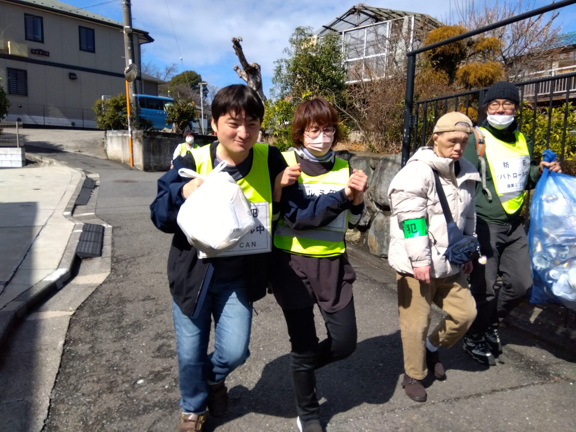 アルミ缶リサイクル活動の様子